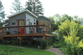 Creek-side Cabin | Hot Tub + Trout Fishing - Image 4