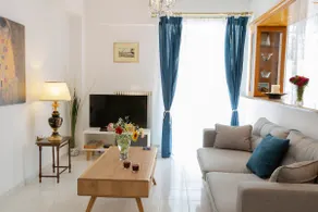Zeas Apartment - Image 2