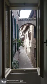 A view of the square! Historic Center of Montone - Image 2