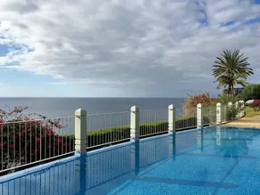 Superior Rentals - Beachfront Penthouse - Image 2