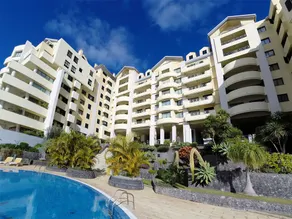 Superior Rentals - Beachfront Penthouse - Image 3