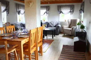 Lillehuset - Bright single-story house in a rural courtyard environment - Image 2