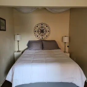 Downtown Tecumseh Loft Spanish Cozy Escape! - Image 2