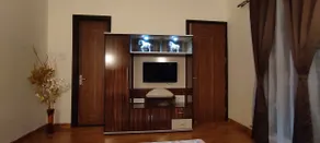 LAWN VIEW HOMESTAY - Image 4