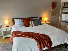Downtown Private Suite - Image 2