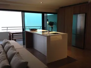 2BR Beachfront Resort Apartment w Sea View Hot Tub - Image 3