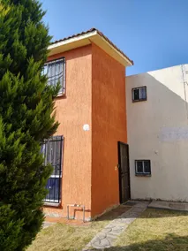 Spacious house near Airport (We invoice) - Image 2