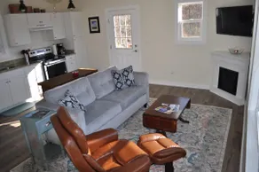 Treetops in North Asheville - Private & Convenient - Image 5