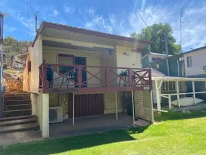 Cheerful 3 bedroom holiday shack - Image 2