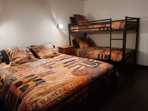 Very large space with industrial feel - Image 4