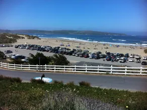 Fun, sun and serenity by the sea - Image 2