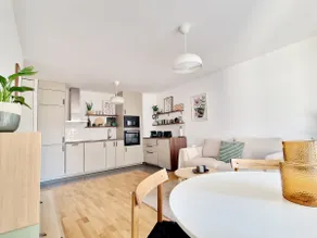 3 rooms, free parking, metro, shops - Image 2