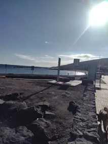 Quiet place near the sea - Image 5