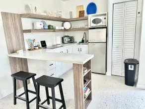 CASA Delray 6 - Luxury & Modern 2bed/1bath - POOL - Image 5