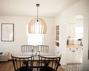 Central Chic Cal Heights Guesthouse + Private Yard - Image 3