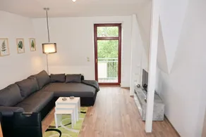 Green Flair, modern apartment., Balcony for 4 people - Image 3