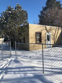 1 Bedroom House - Image 2