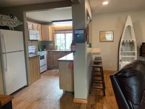 Cozy cabin perfect for families and fisherman - Image 5