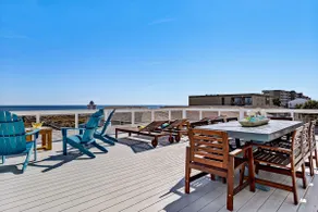 Dukes Beach House - Oceanfront - Huge Deck - Breathtaking Views - Image 3
