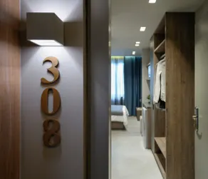 Escape ... in style // Downtown Seaside Gate_308 - Image 2