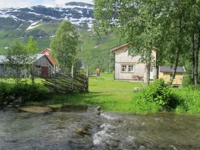Single house, 4 bedrooms, 7 persons, 2 bathrooms - Image 3