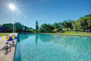 Villa with pool in the middle of Maremma - Image 4