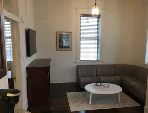 1 Bedroom Hideaway in Historic Downtown Owensville - Image 5