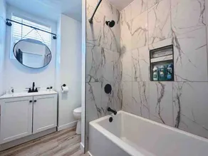 Heart of Brady St | Smart TV’s | Full Kitchen | AC - Image 5