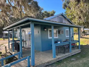 Lake Santa Fe Cottage Get Away (1 Room Studio) - Image 2