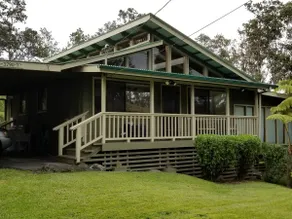 Spacious rainforest home in Volcano - Image 2