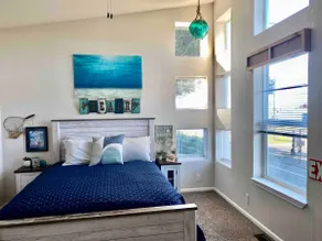 HarborLite Luxury Lodging At The PORT *WALK-2-DOCK - Image 3