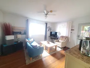 Quiet, Family Friendly Suite Downtown Castlegar - Image 3