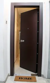 Modern studio in the heart of the city - Image 2