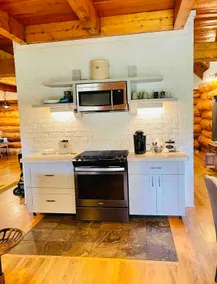 Cozy Log Cabin - Image 5