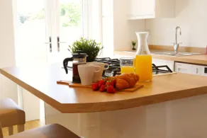 NEW Poole House 5 mins to Sandbanks +Netflix - Image 3