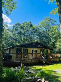 City Escape: Cozy 2 bedroom Chalet in Jim Thorpe - Image 4