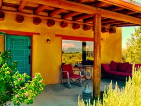 Magpie and Raven Mountain View Casita, Taos - Image 2