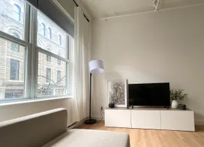 Urban condo in the heart of Saint-Roch/1 to 4 guests - Image 2