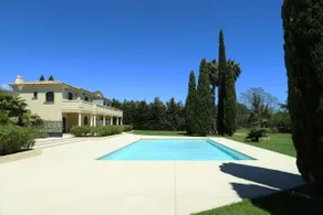 Grimaud Jardin Boreals 3 Bed Luxury Appt - Image 4