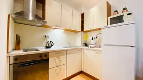 Modern apt in the gorgeous Garden of Eden Complex - Image 5