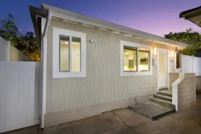 Charming 2 BR /2 BA Home In Beautiful Point Loma - Image 2