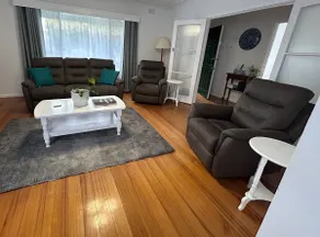 Cosy Winter Escape Pet Friendly - Image 5