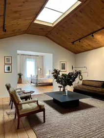 Catskills loft with European Antiques by LAVA - Image 4