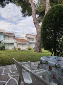 Ritsa's stylish cottage on Pefkochori beach - Image 3