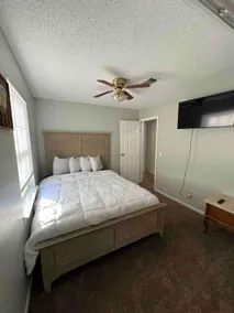 Cozy Country Home - Image 5