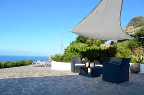 Exklusiv villa med havsutsikt i Lu Bagnu - Castelsardo - Image 2