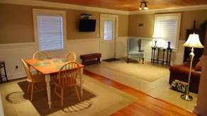 Bennett's Creek Guest House Is Your Home Away From Home! - Image 5