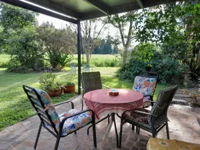 Wompoo Cottage close to Lake Eacham - Image 4