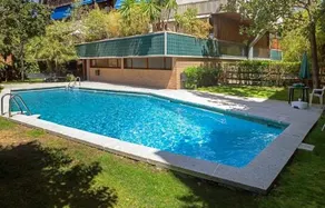 Luxury Apartment with Temporary Pool - Image 3