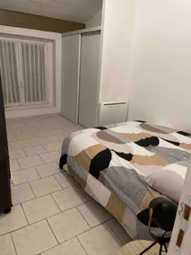 Appart T2 au Vernet d'Ariège avec jardin privatif - Image 4